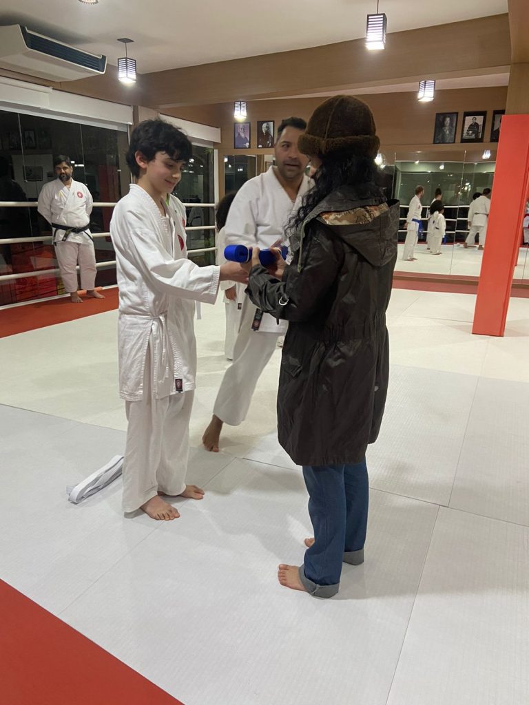 Aulas de Karate - Sensei Francisco Santiago - Renbukan Brasil - Escola de Artes Marciais Japonesas - (2)