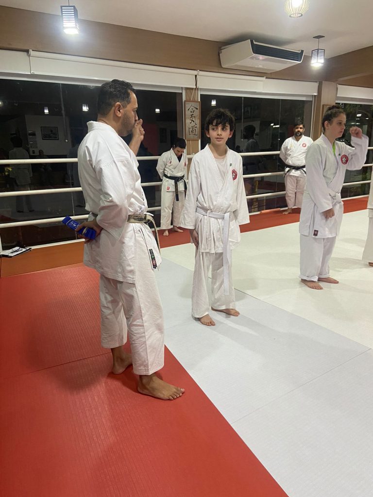 Aulas de Karate - Sensei Francisco Santiago - Renbukan Brasil - Escola de Artes Marciais Japonesas - Sensei Barbara Belafronte (3)