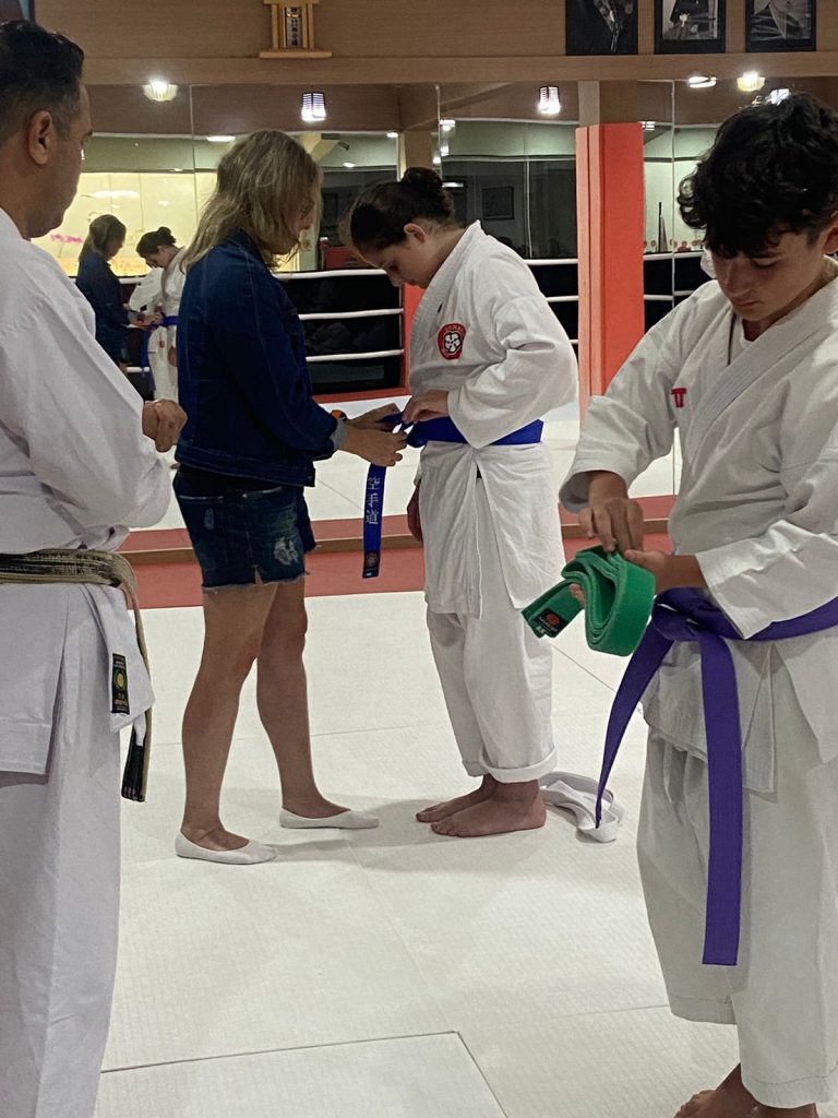 Aulas de karate-do com sensei Francisco Santiago - Renbukan Brasil - Escola de Artes Marciais Japonesas - Cotia - São Paulo (11)