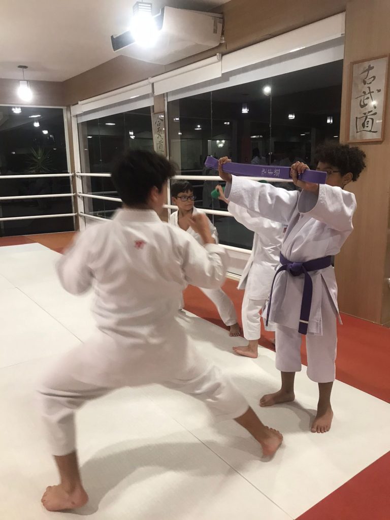 Aulas de 23 de Março de 2023 - Karate Shotokan - Sensei Francisco Santiago - Renbukan Brasil - Escola de Artes Marciais Japonesas - Cotia - São Paulo - Yago Seto