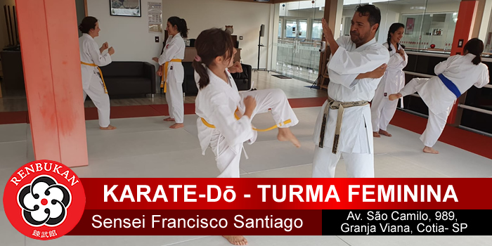 Aula de karate Do turma feminina Com sensei Francisco Santiago